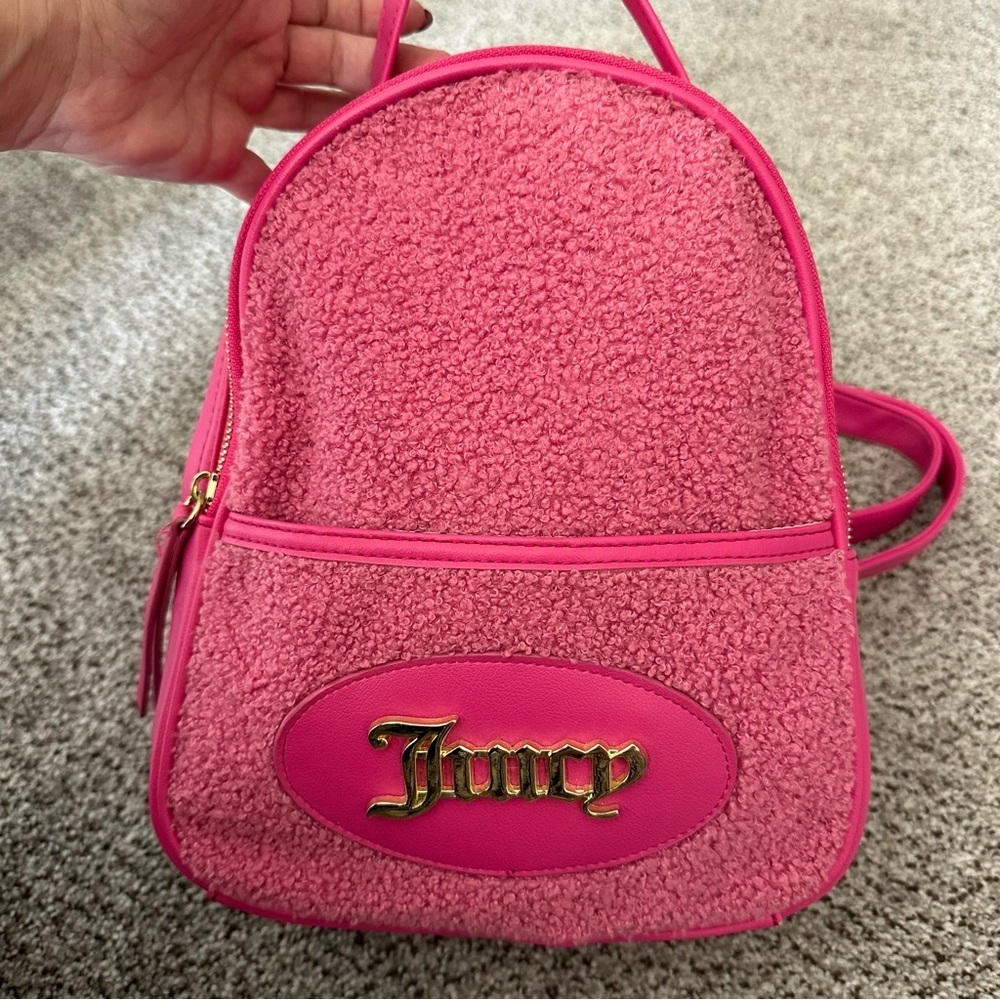 JUICY COUTURE Hot Pink Sherpa Backpack Logo Lining R $150 - Picture 9 of 16